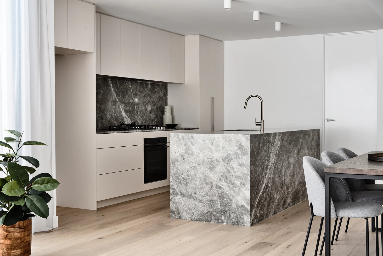 Meir Round Paddle Wall Mixer Brushed Nickel