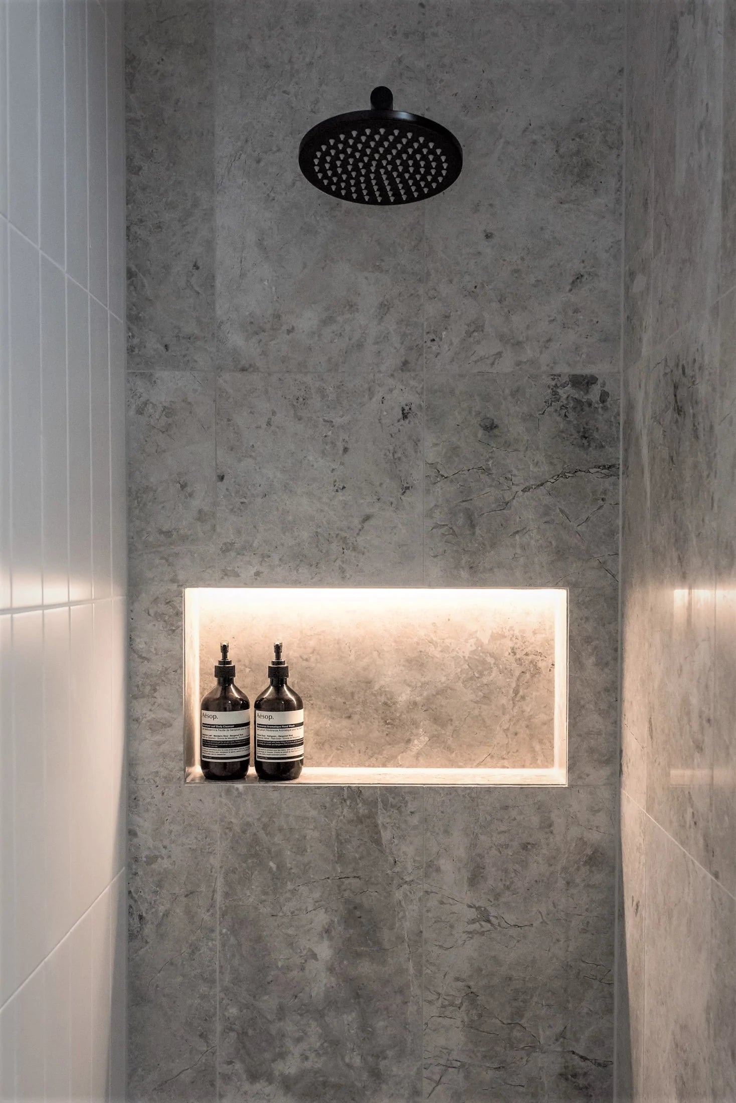 Meir Round Wall Shower Arm 400mm Shadow