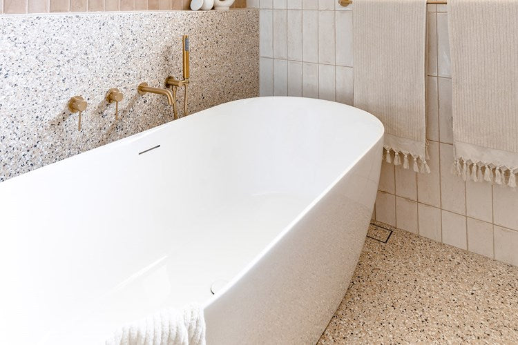 ADP Glacier Freestanding Bath - 1700mm Gloss White