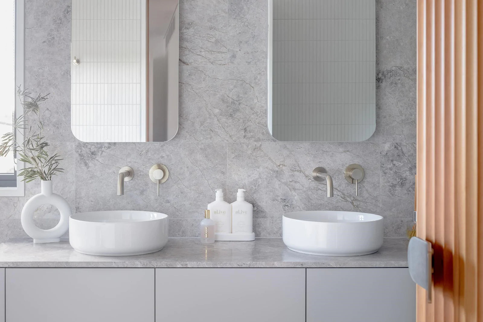 Meir Round Curved Spout 200mm Brushed Nickel