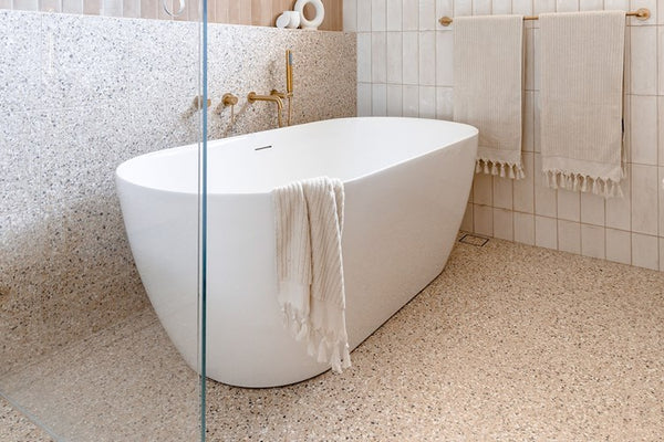 ADP Glacier Freestanding Bath - 1700mm Gloss White
