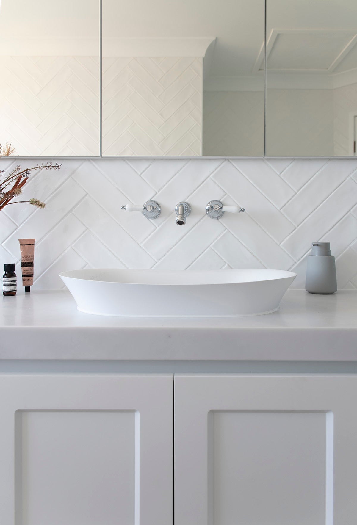 London Vanity - Lifestyle 5