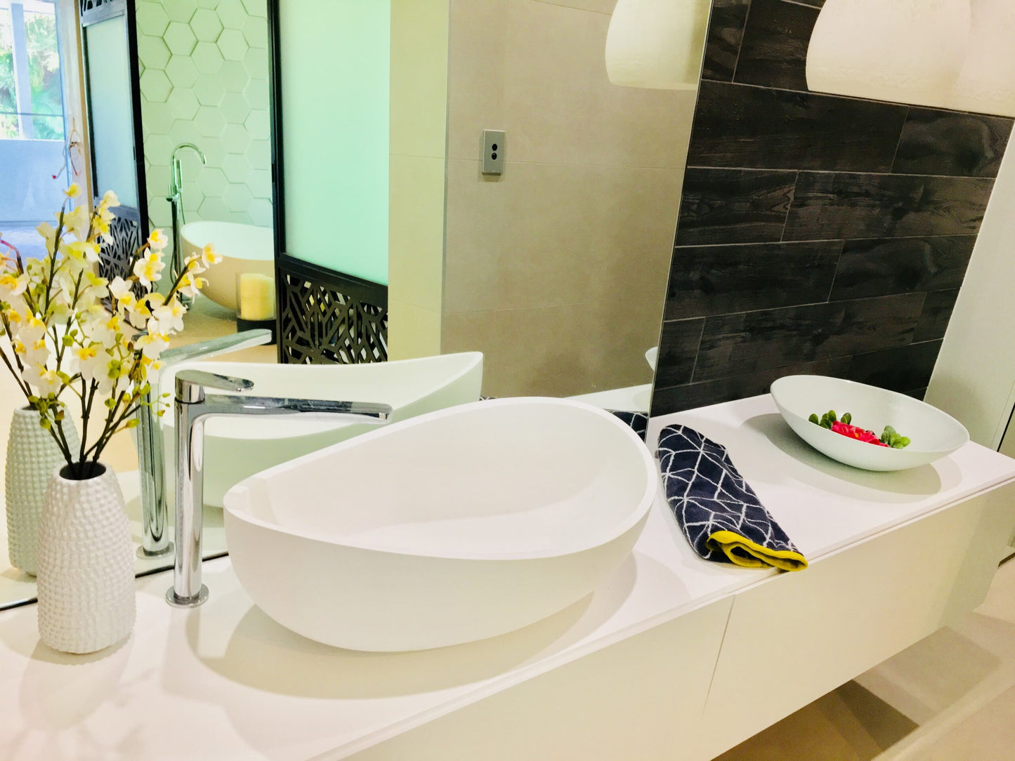 Pietra Bianca Stone Onda Stone Basin 600mm