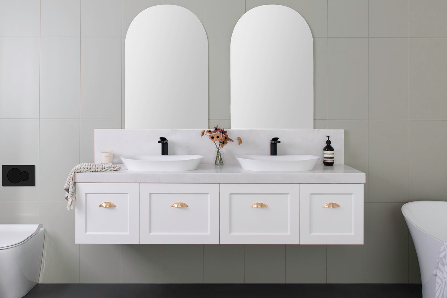 London Vanity - 1800mm Front