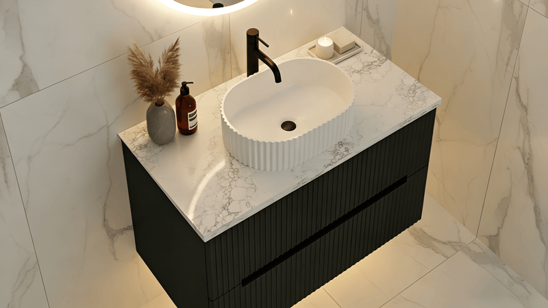 Lukka Calacatta White (WG486) Zero Silica Engineer Stone Top LK-QCW