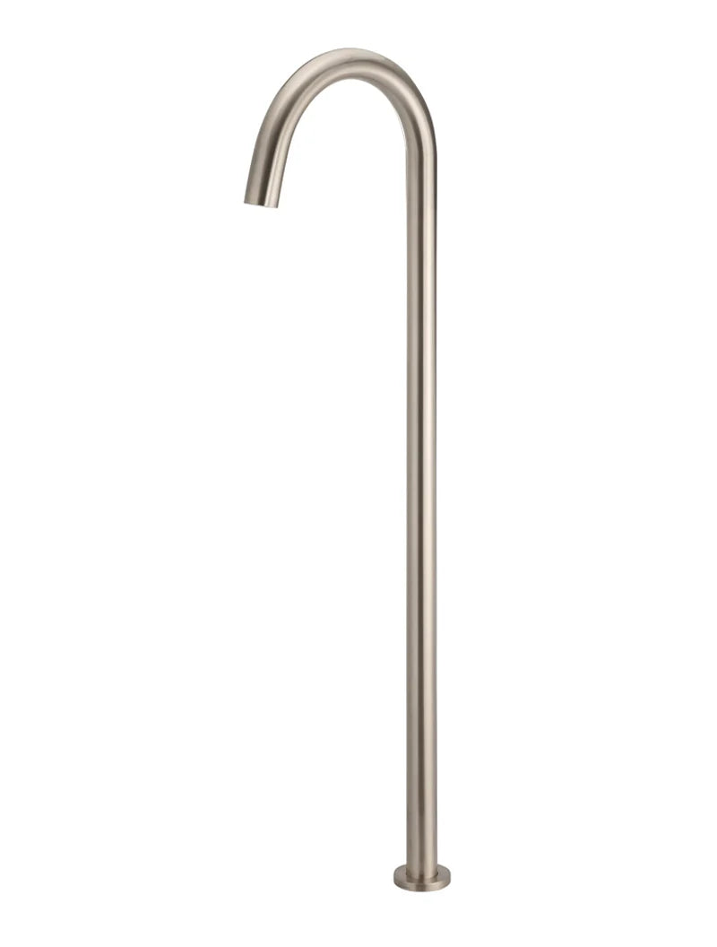 Meir Round Freestanding Bath Spout Champagne
