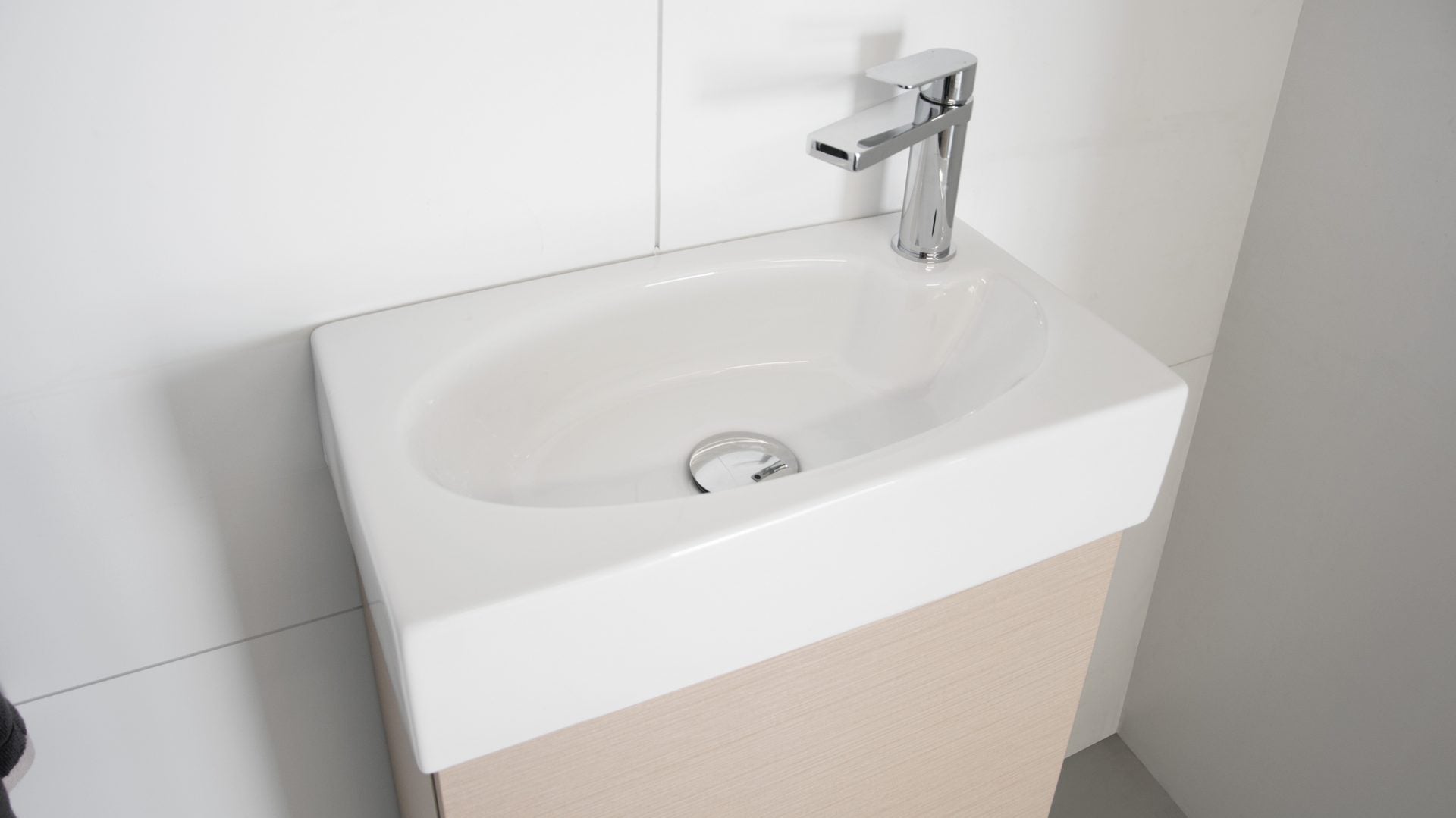 ADP TINY Small Space Vanity