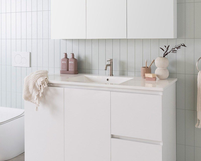 Ovia Zurich Vanity