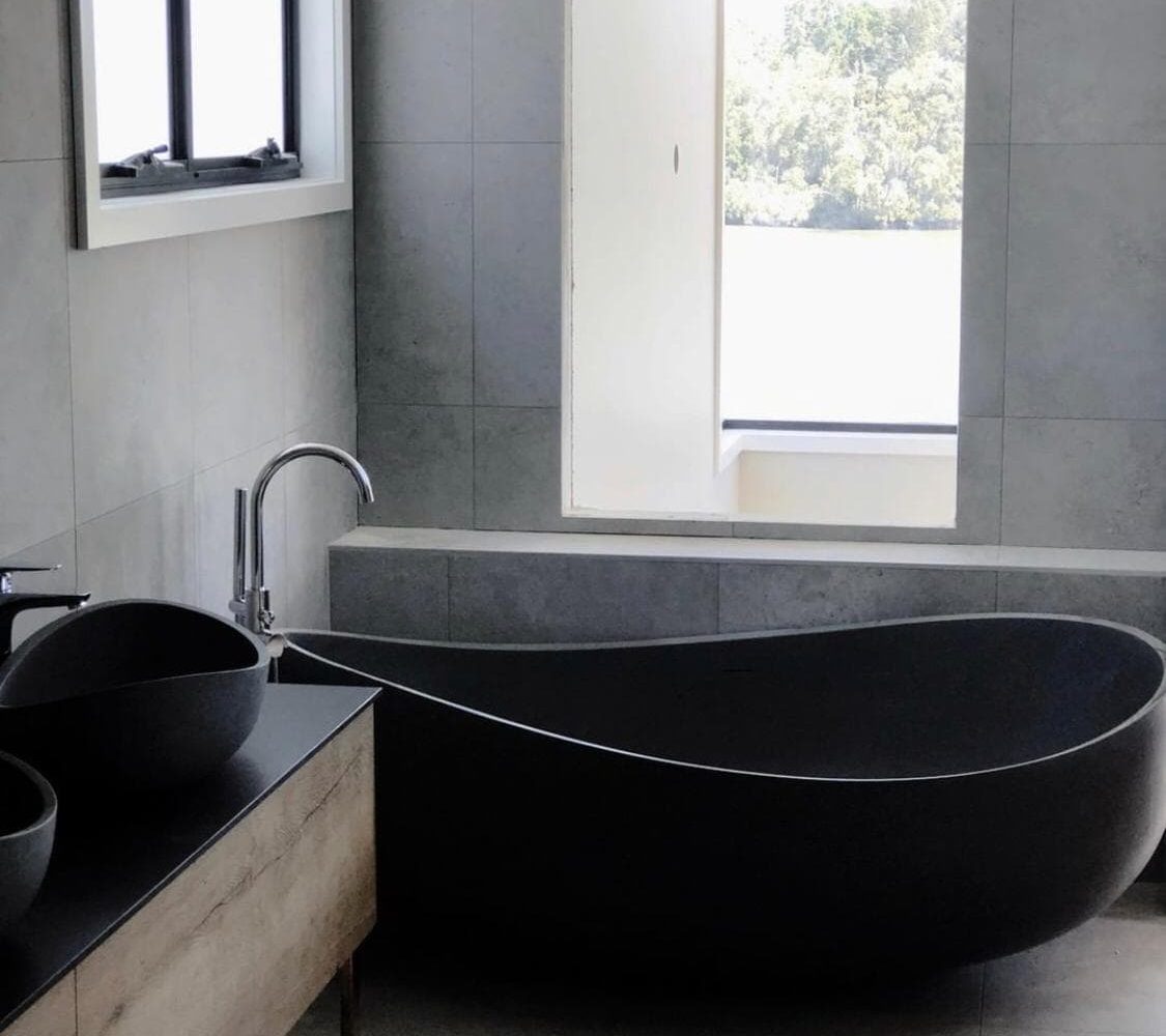 Pietra Bianca Stone Onda Freestanding Bathtub 1800 x 1100 x 620mm