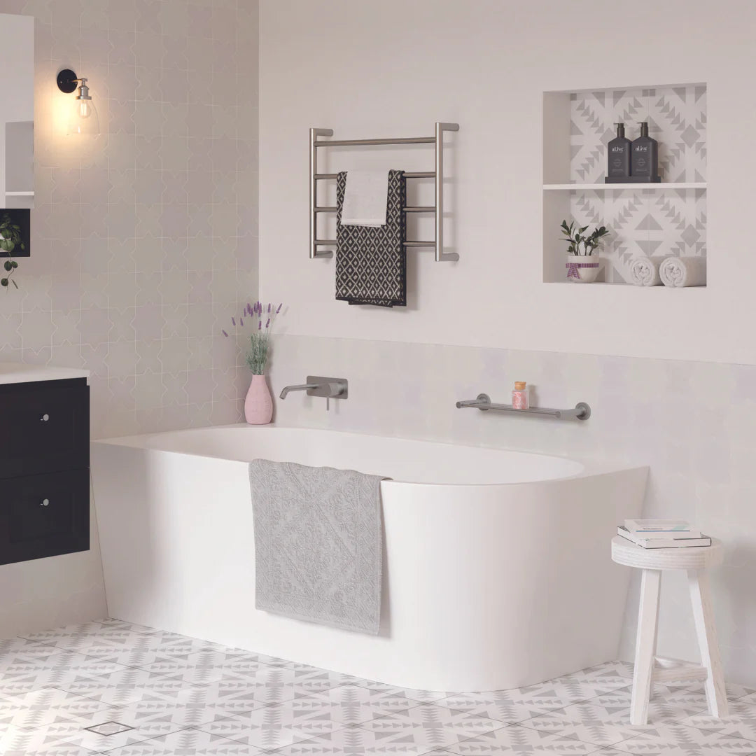 Ovia Matte White 1500mm Left Hand Corner Bath Tub