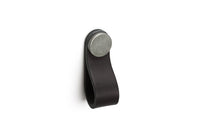 Loop Leather Pull