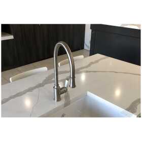 Linsol-Tommy-Brushed-Nickel-Pull-Out-Sink-Mixer-TOMMY-BN-01RE-Lifestyle-547x366